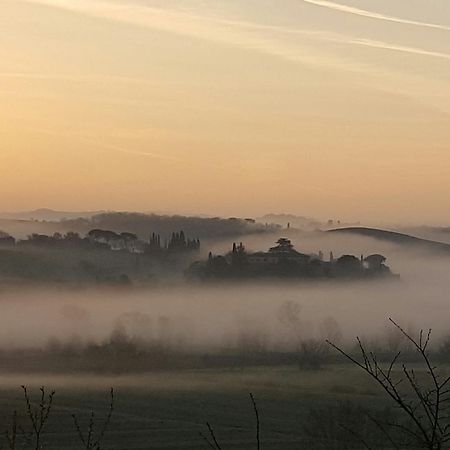 בונוקונבנטו Agriturismo Castello Saltemnano מראה חיצוני תמונה