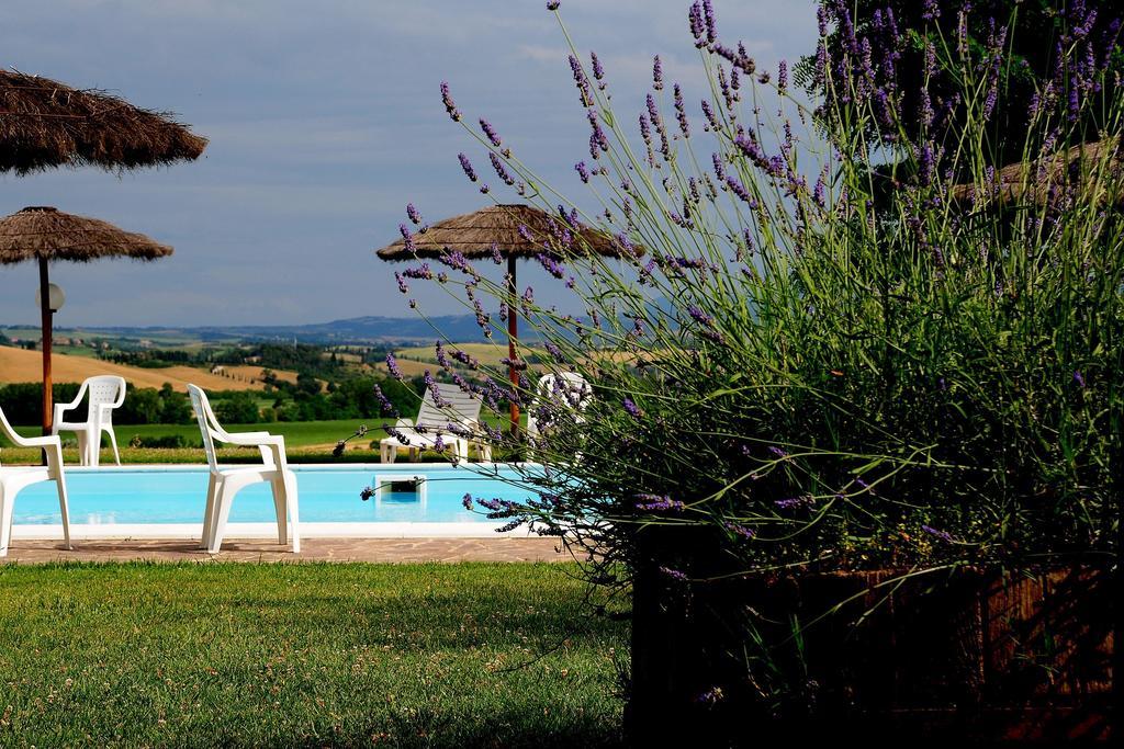 בונוקונבנטו Agriturismo Castello Saltemnano מראה חיצוני תמונה