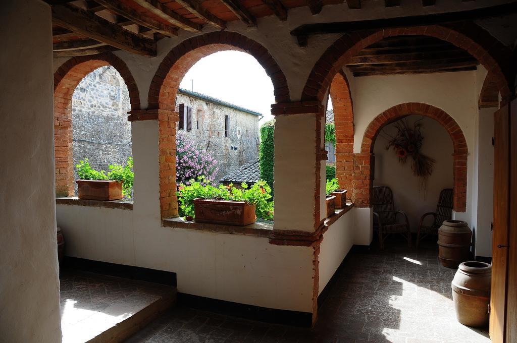 בונוקונבנטו Agriturismo Castello Saltemnano מראה חיצוני תמונה