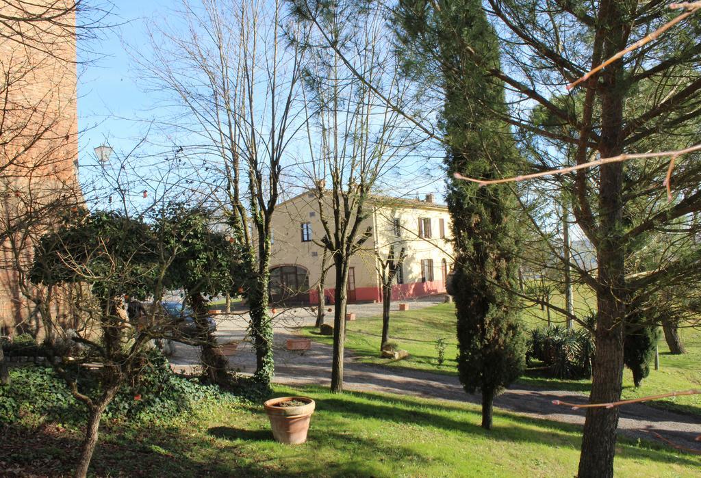 בונוקונבנטו Agriturismo Castello Saltemnano מראה חיצוני תמונה
