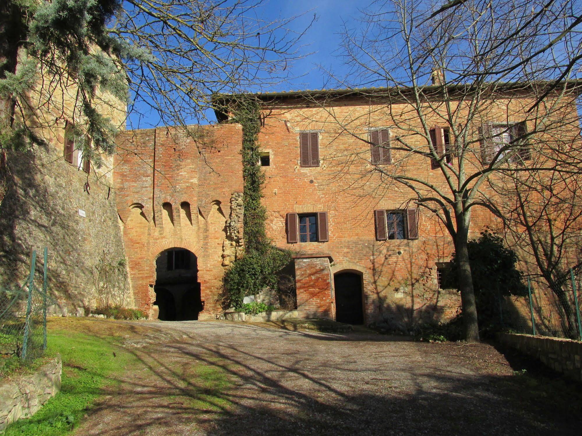 בונוקונבנטו Agriturismo Castello Saltemnano מראה חיצוני תמונה